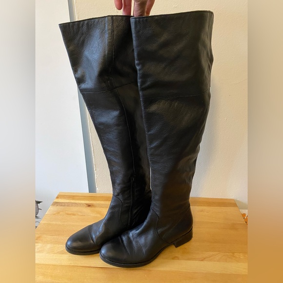 Black Over-the-Knee Women's Leather Boots - Picture 2 of 11